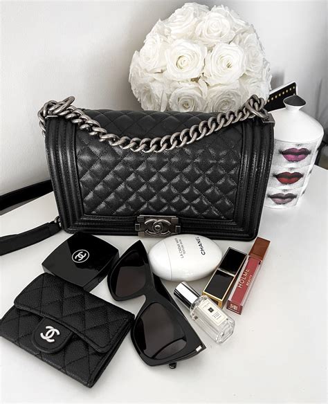 best way to store chanel boy bag|chanel boys bag review.